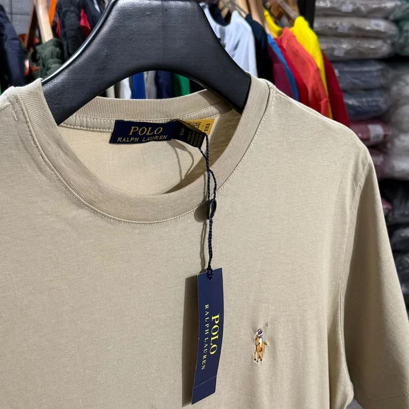 Camiseta Basica Ralph Lauren Colorido cor Bege — imagem 1 de 1