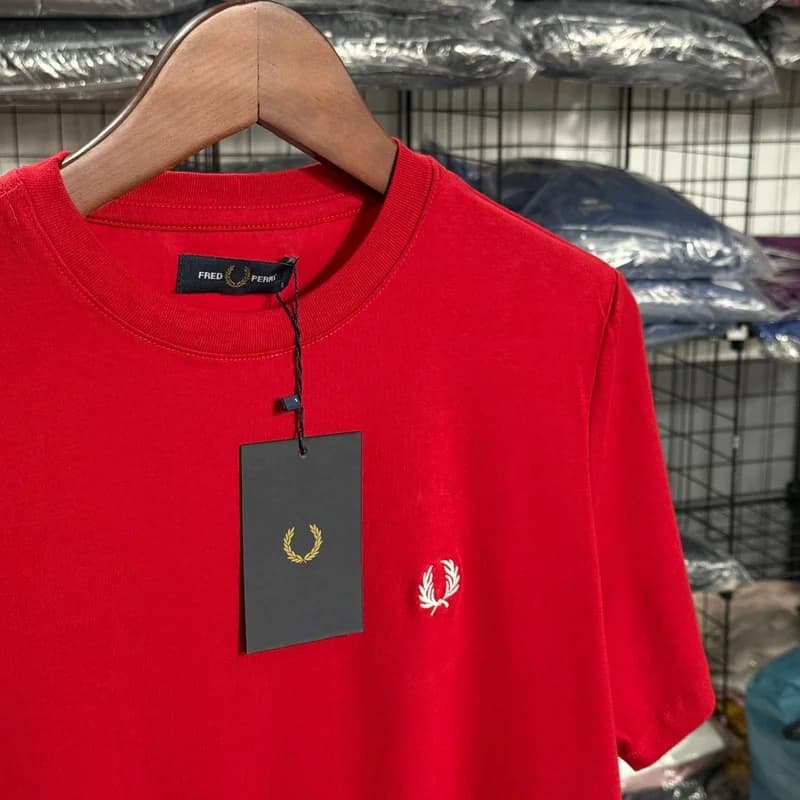 Camiseta Basica Fred Perry cor Vermelha