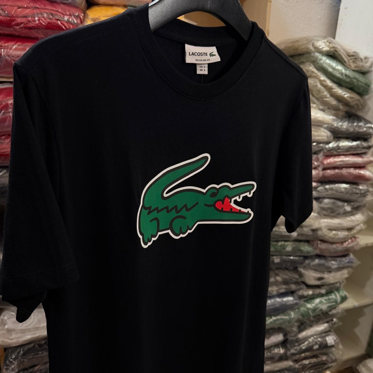 Camiseta Estampada Lacoste cor Preto