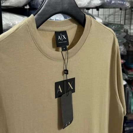 Camiseta Estampada Armani Exchange cor Bege — imagem 1 de 1