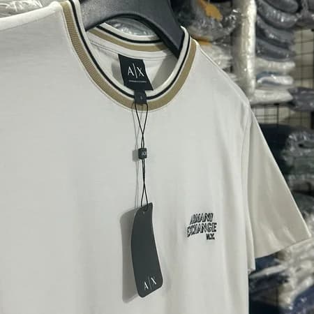 Camiseta Estampada Armani Exchange cor Branco — imagem 1 de 1