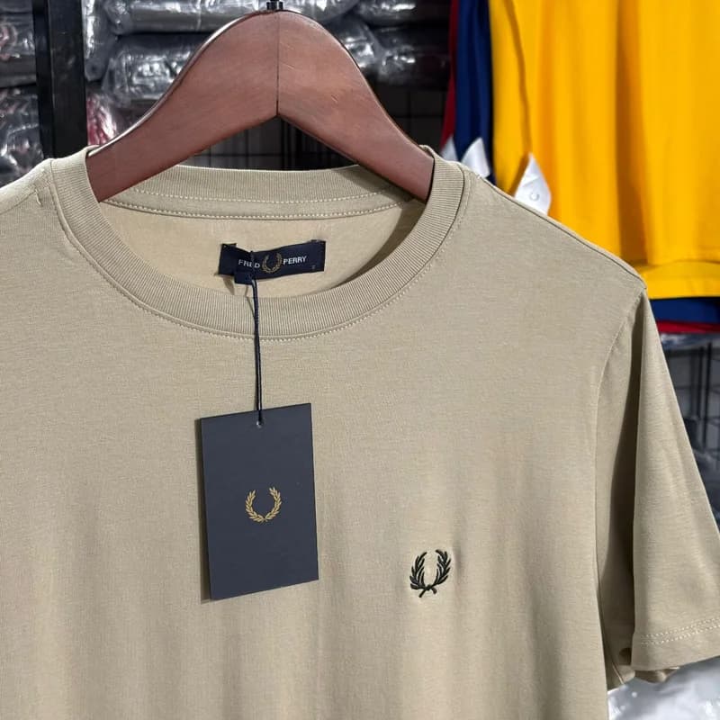 Camiseta Basica Fred Perry cor Bege