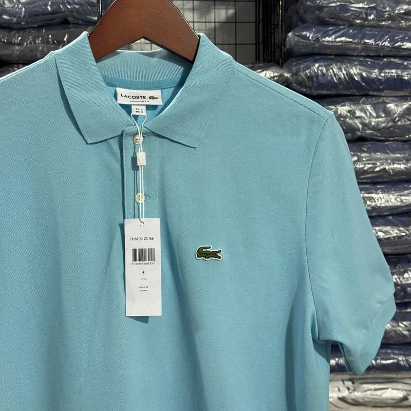 Polo Basica Lacoste Cor Azul Bebe — imagem 1 de 3
